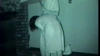 Bir azeri seks porn kadınla güzel bir sarışın.
