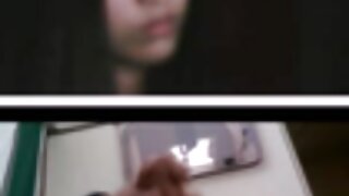 birkaç kişi penisini azeri sex emiyor